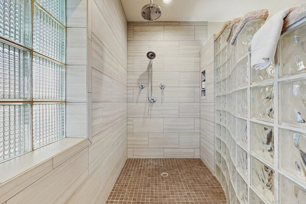 Photo of Bathroom in Horseshoe Bay West