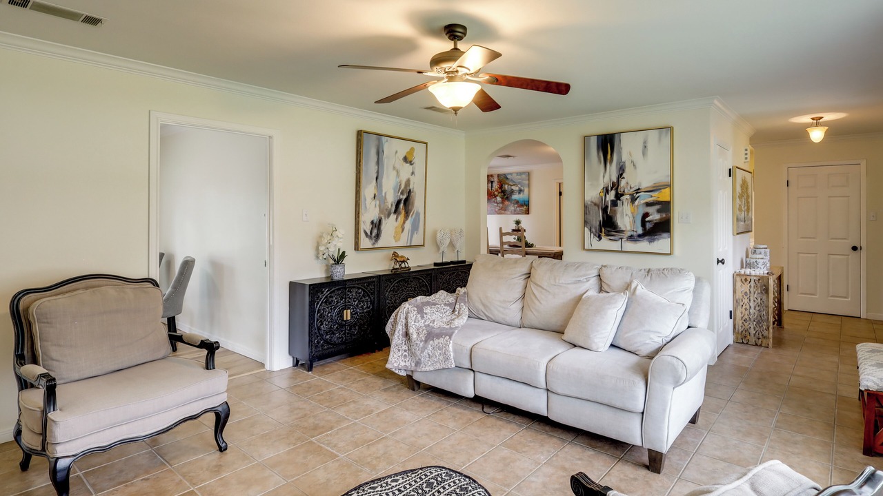 Photo of Livingroom in Salado