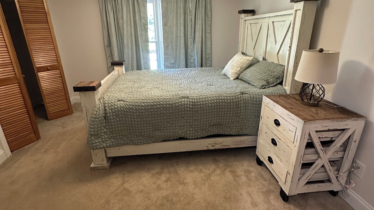 Photo of Bedroom in Winder
