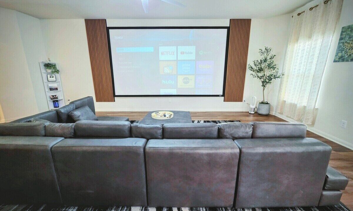 Photo of Others in Manor