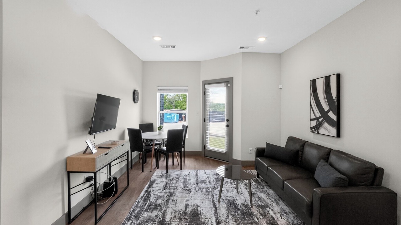 Photo of Livingroom in Parker Lane
