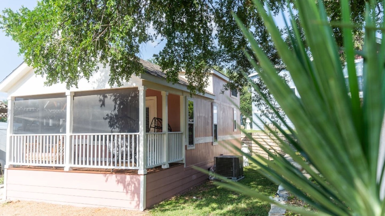 Photo of Outdoor in Hudson Bend