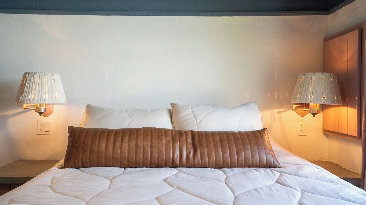 Photo of Bedroom in Hudson Bend
