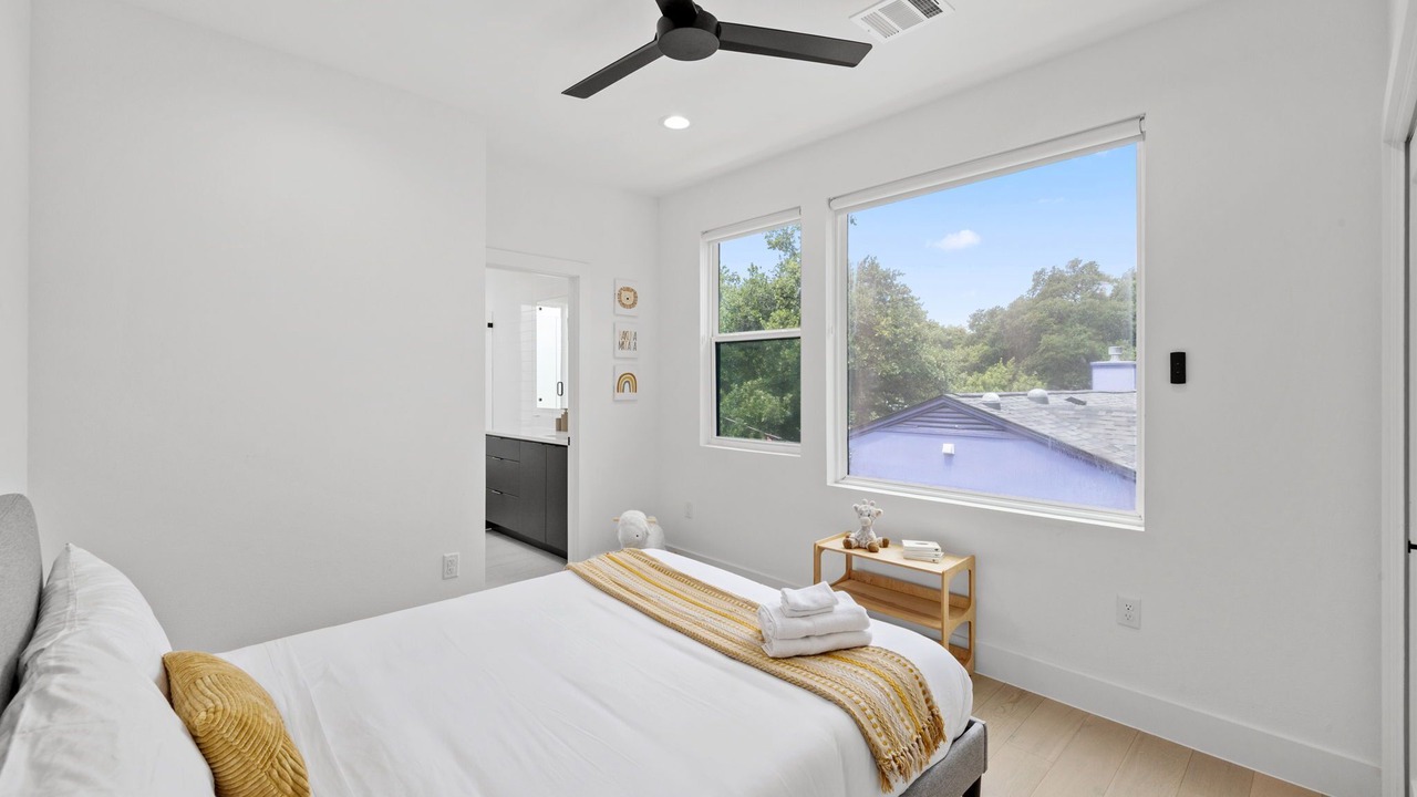 Photo of Bedroom in Brentwood