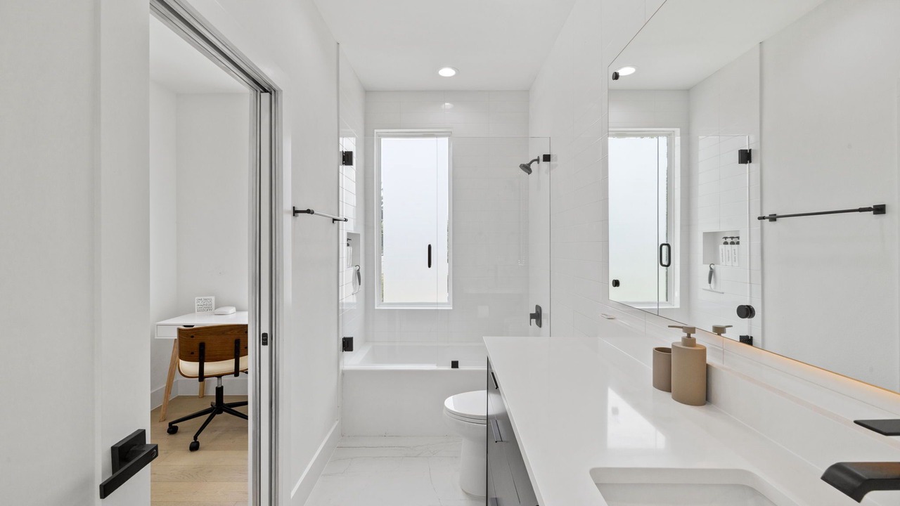 Photo of Bathroom in Brentwood