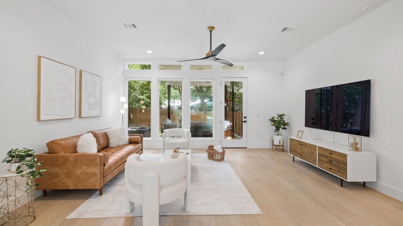Photo of Livingroom in Brentwood