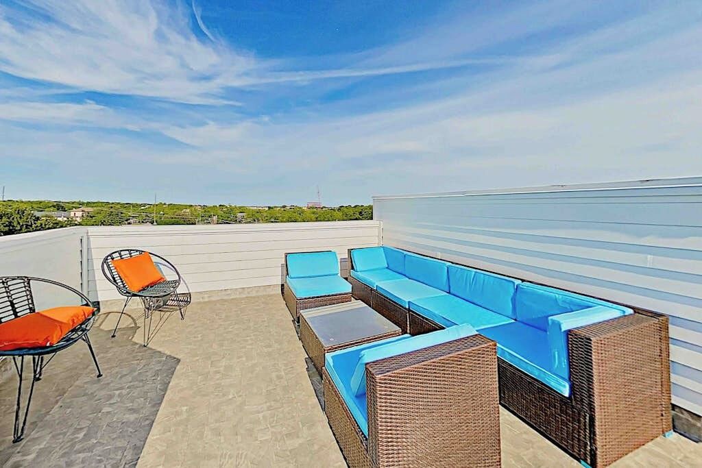 Photo of Patio Balcony in Foster Heights