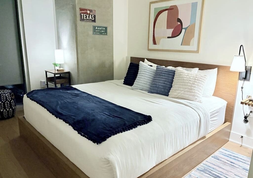 Photo of Bedroom in Rainey Street Historic District