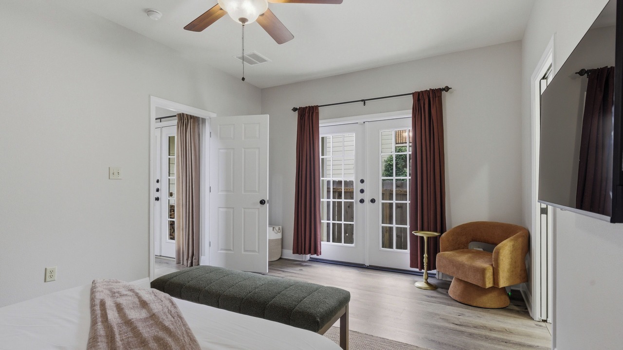 Photo of Bedroom in Govalle