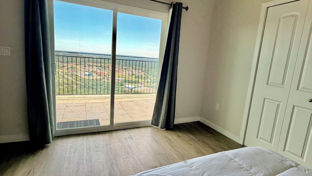 Photo of Bedroom in Lago Vista