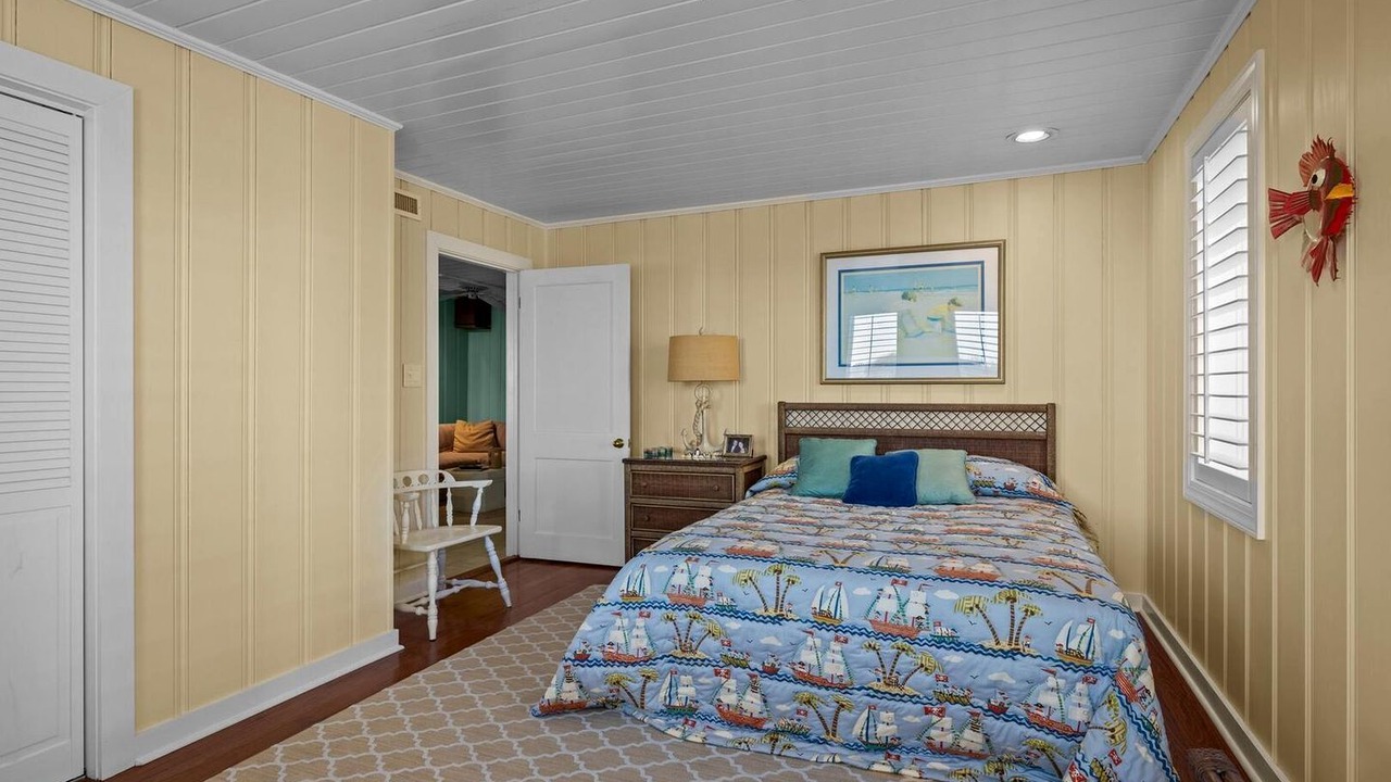 Photo of Bedroom in Atlantic Beach