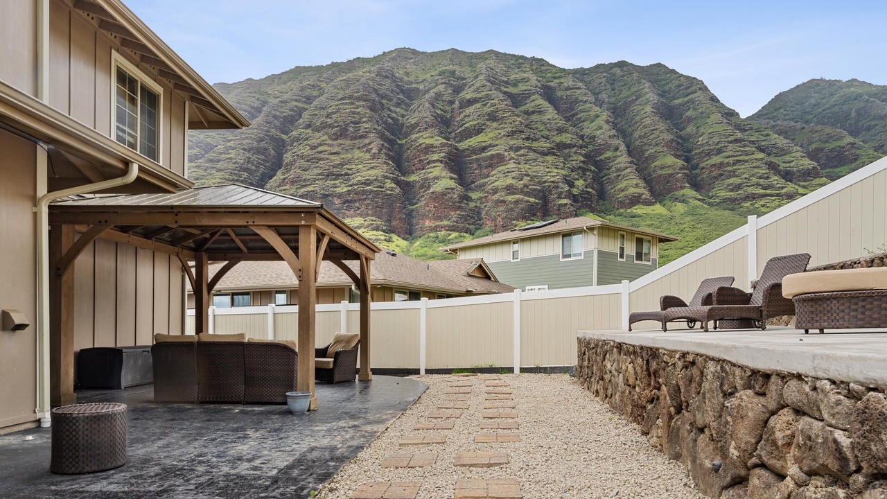 Photo of Patio Balcony in Makaha Valley
