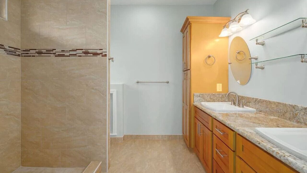 Photo of Bathroom in Keaau