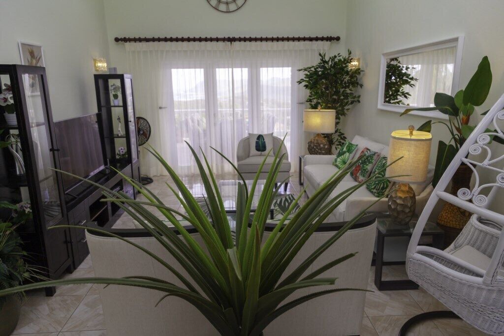Photo of Livingroom in Laie