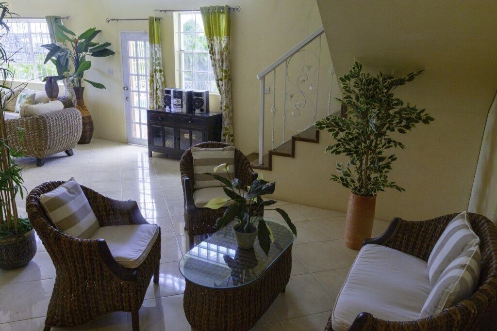 Photo of Livingroom in Laie