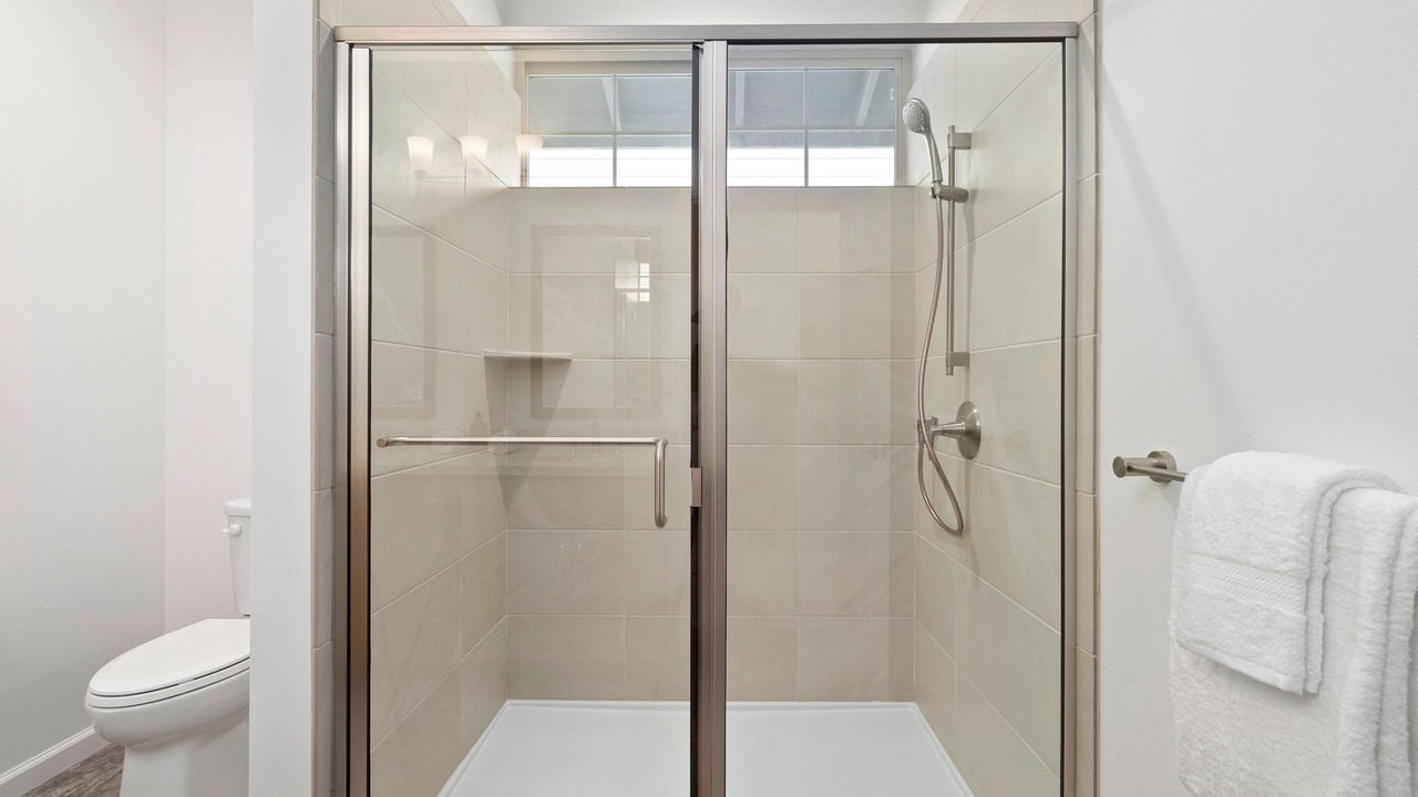 Photo of Bathroom in Makaha Valley