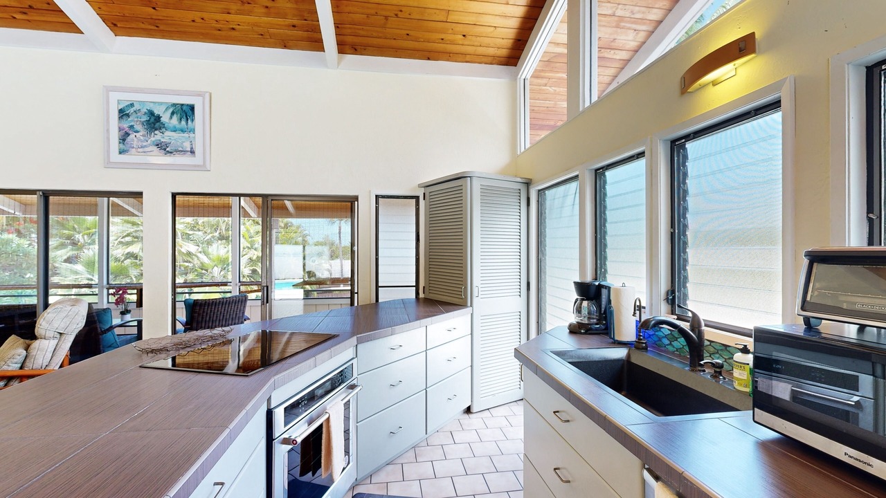 Photo of Kitchen in Keauhou