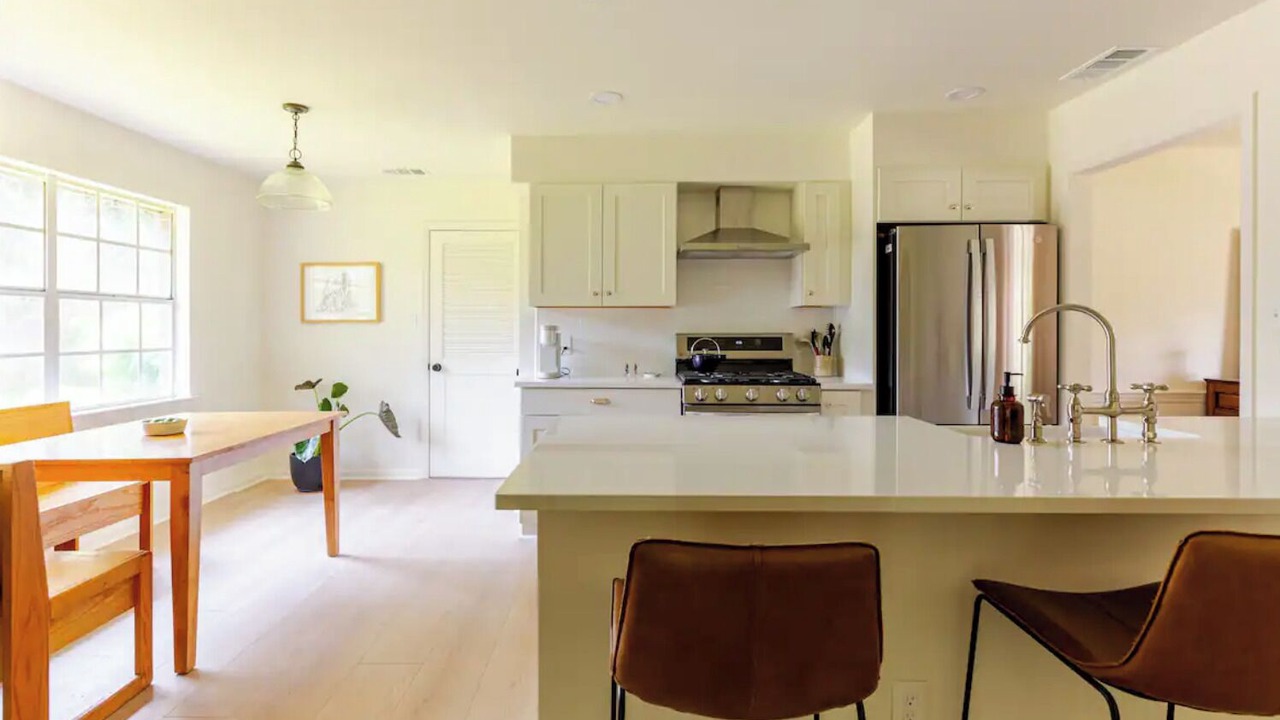 Photo of Kitchen in Whitemarsh Island