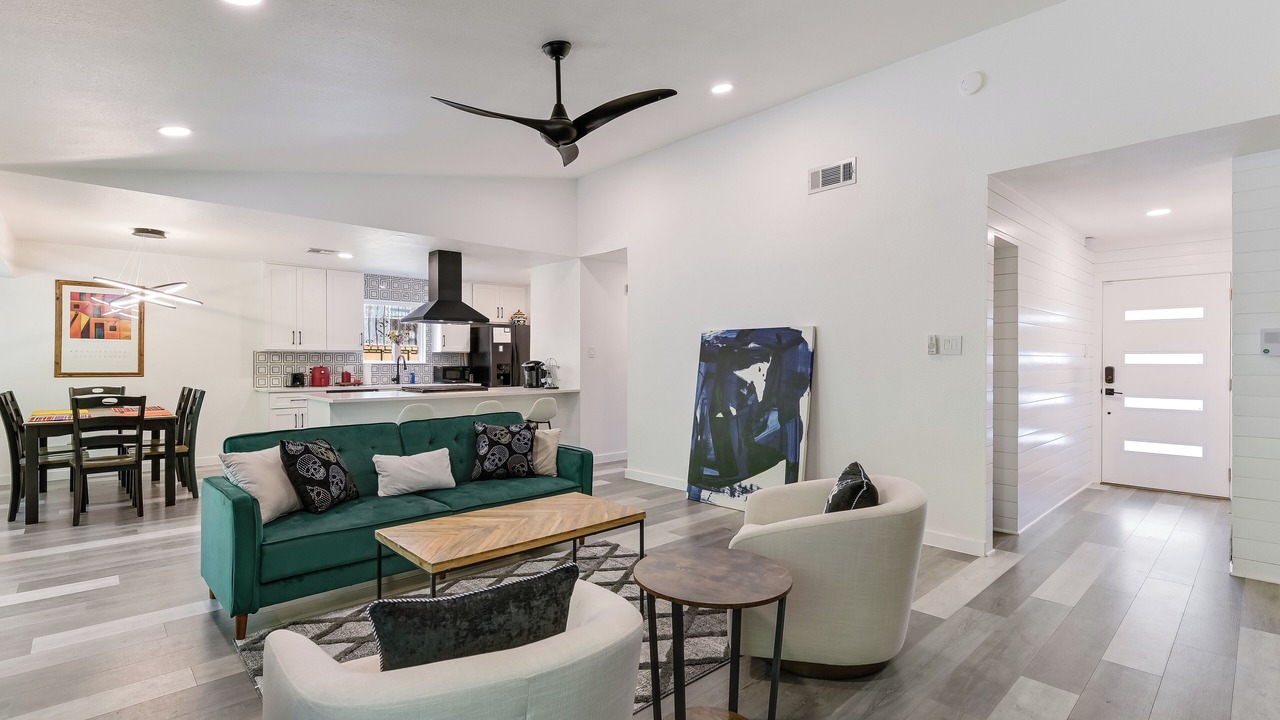 Photo of Livingroom in Cherry Creek
