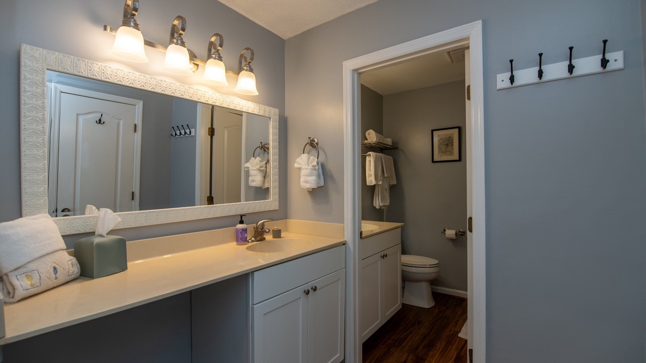 Photo of Bathroom in Ocean Ridge