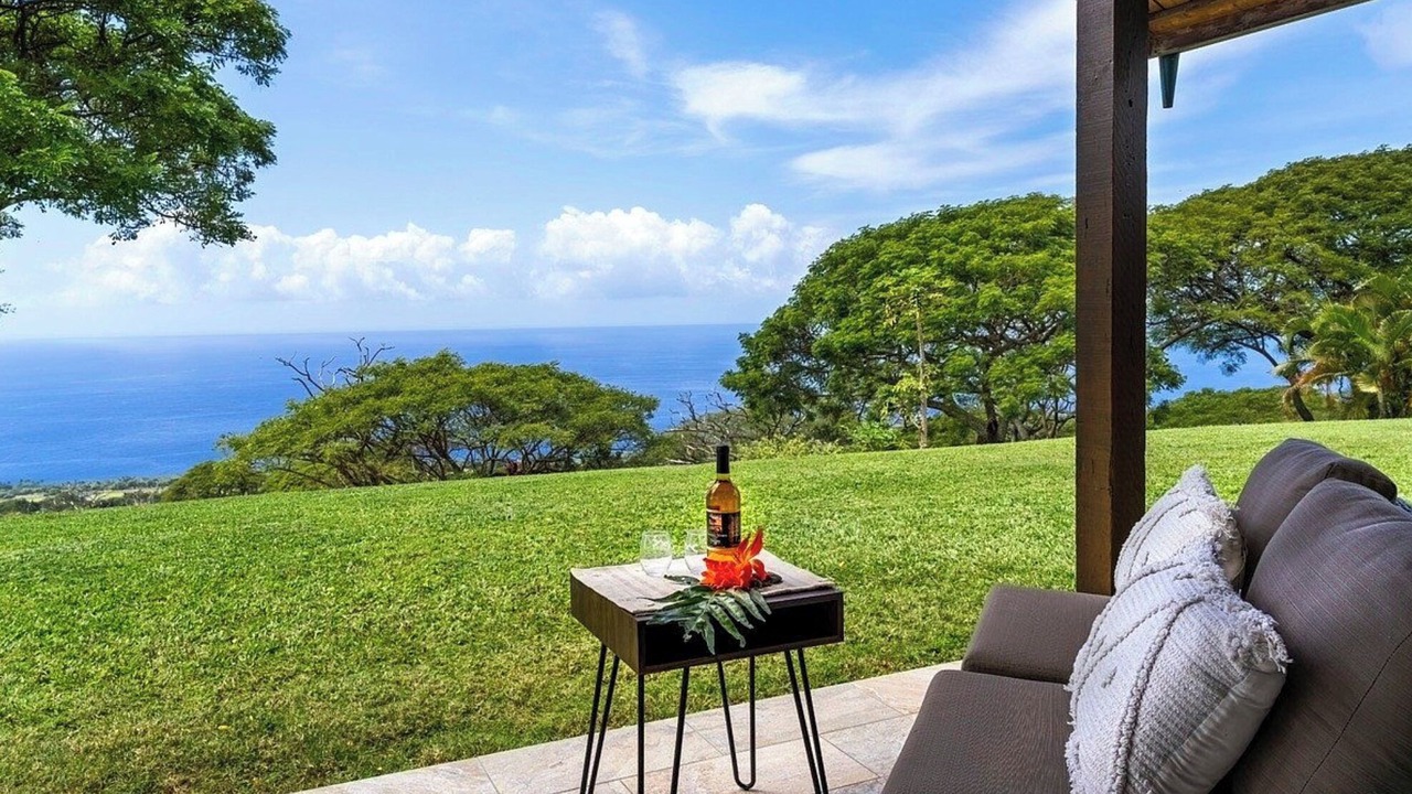 Photo of Patio Balcony in Kealakekua