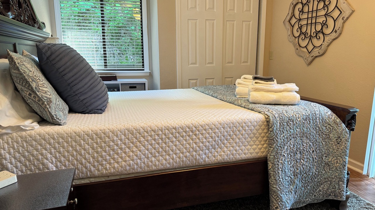 Photo of Bedroom in Lake Lure
