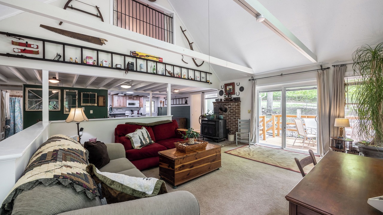 Photo of Livingroom in Madison