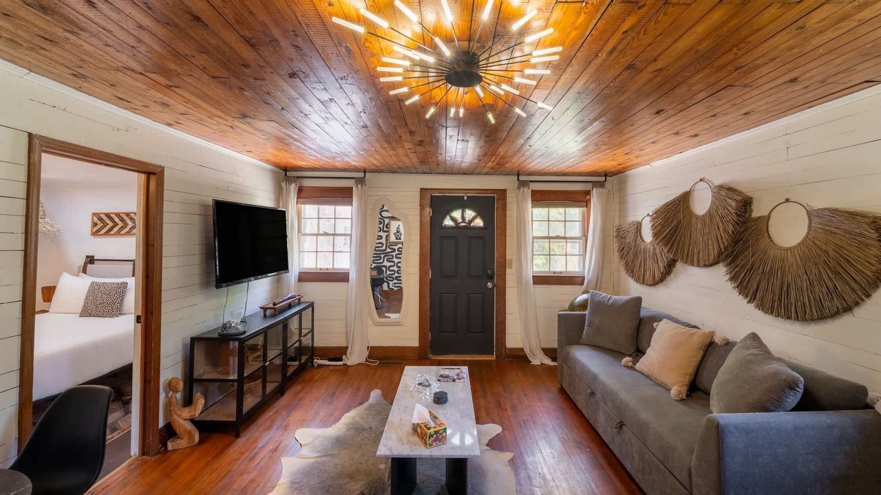 Photo of Livingroom in Gastonia