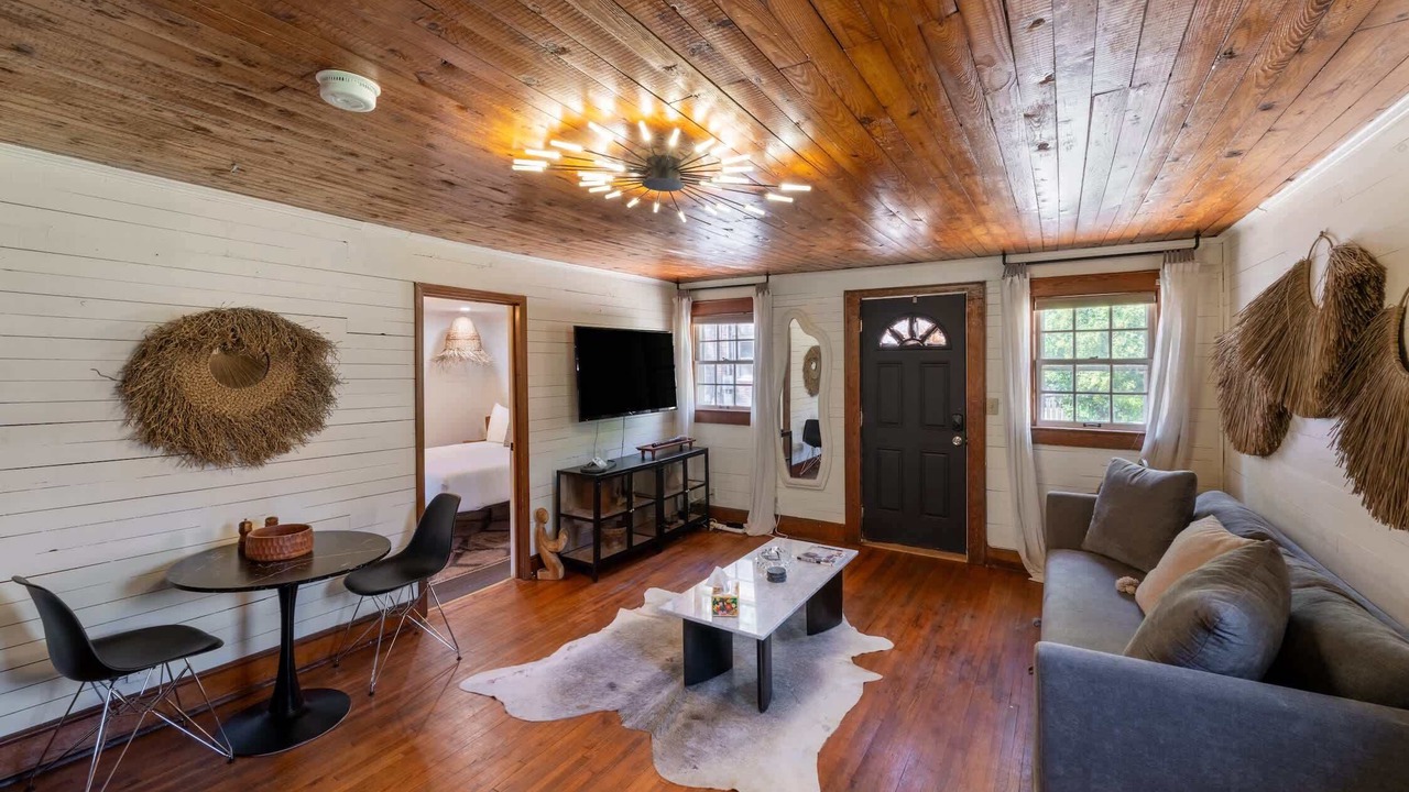 Photo of Livingroom in Gastonia