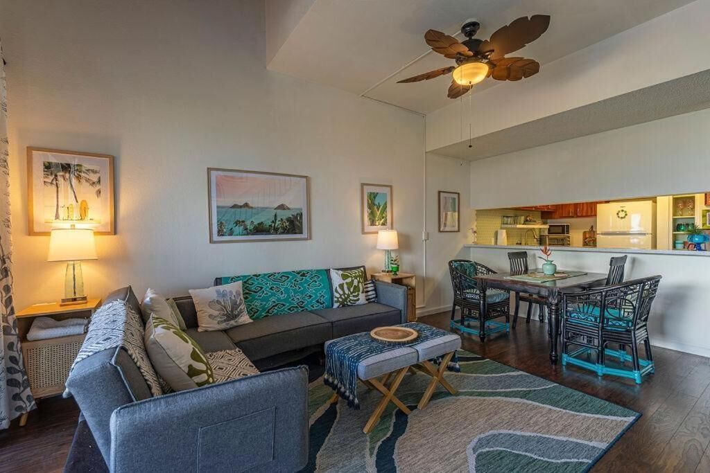 Photo of Livingroom in Historic Kailua Village
