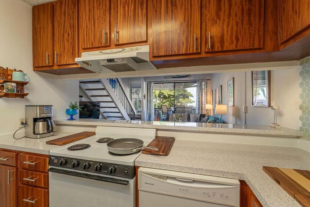 Photo of Kitchen in Historic Kailua Village