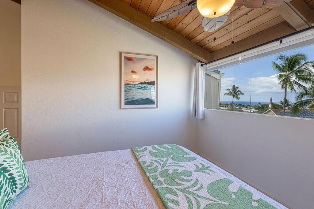Photo of Bedroom in Historic Kailua Village