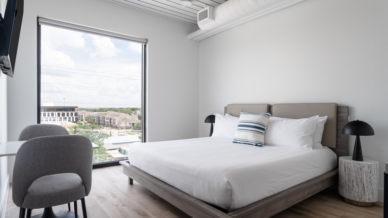 Photo of Bedroom in East Cesar Chavez