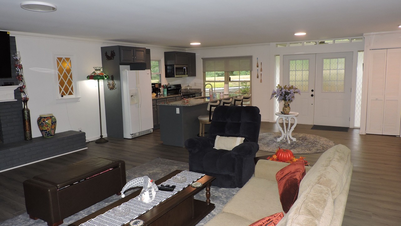 Photo of Livingroom in Spruce Pine