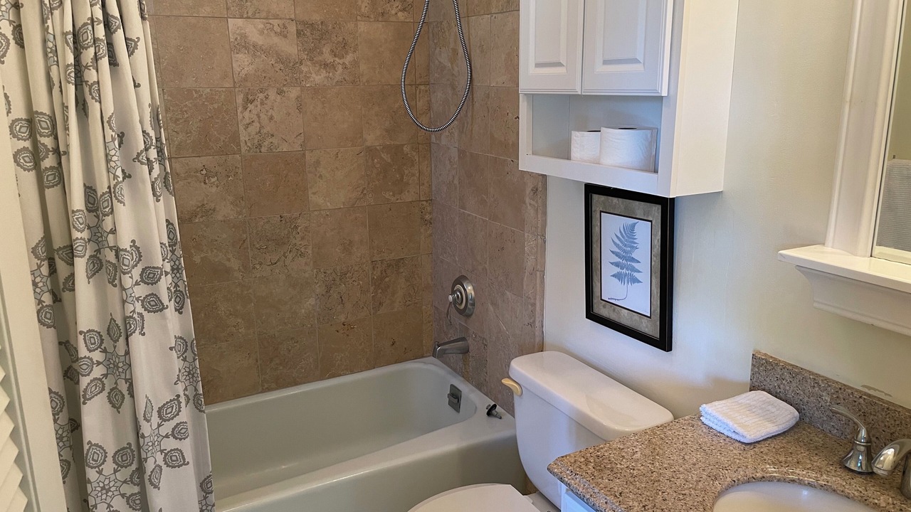 Photo of Bathroom in Portlock