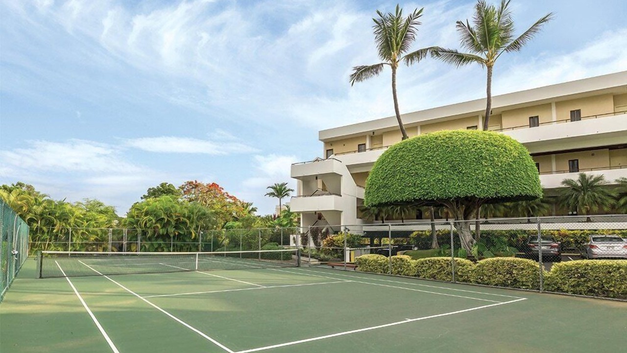 Photo of Others in Historic Kailua Village