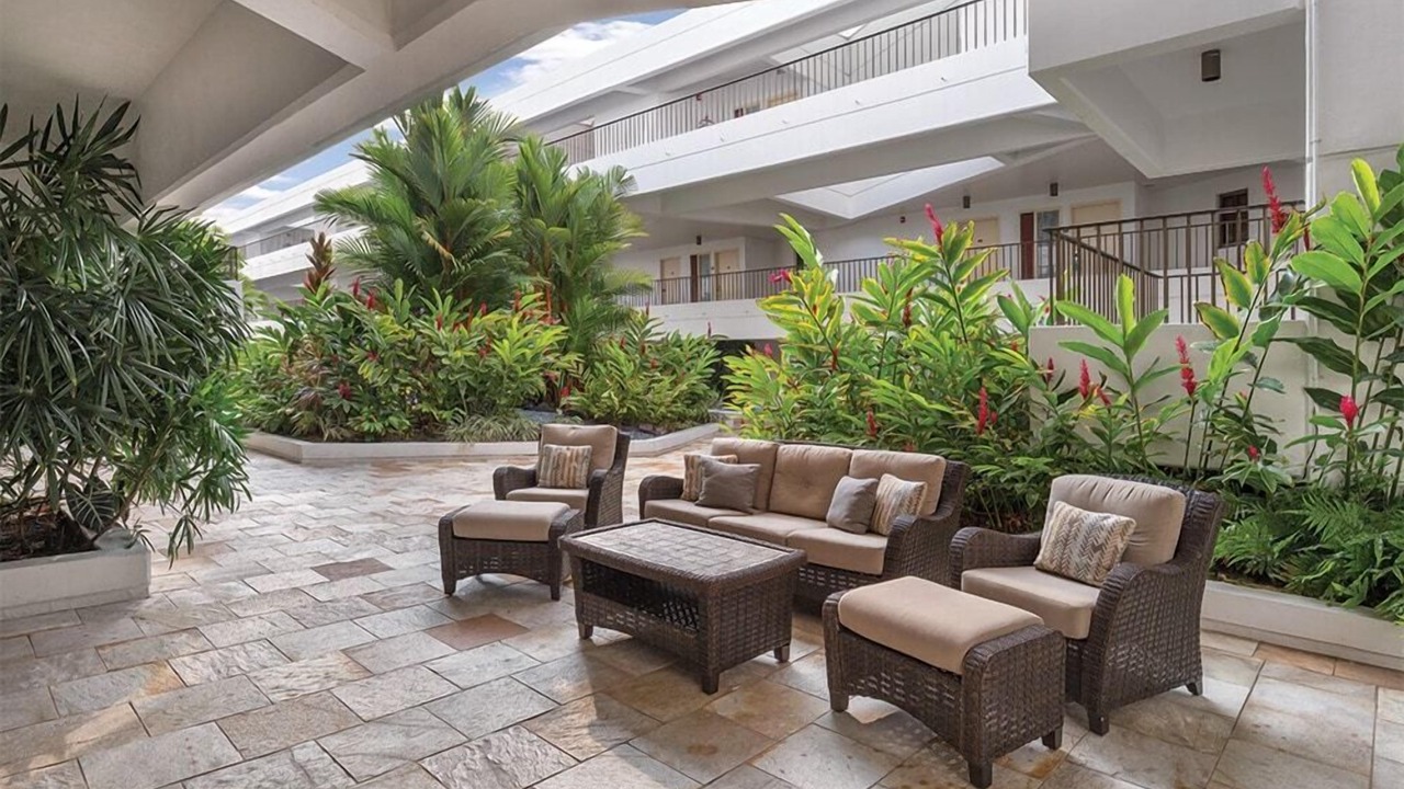 Photo of Patio Balcony in Historic Kailua Village