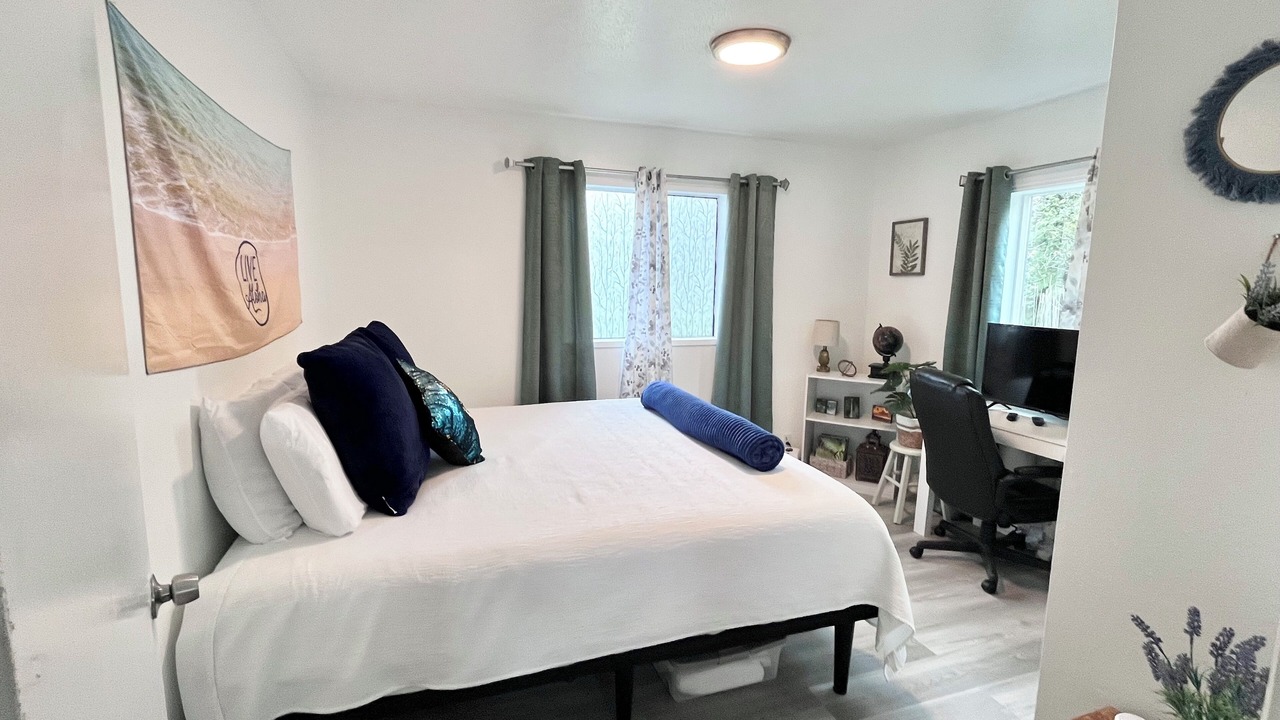 Photo of Bedroom in Royal Hawaiian Estates