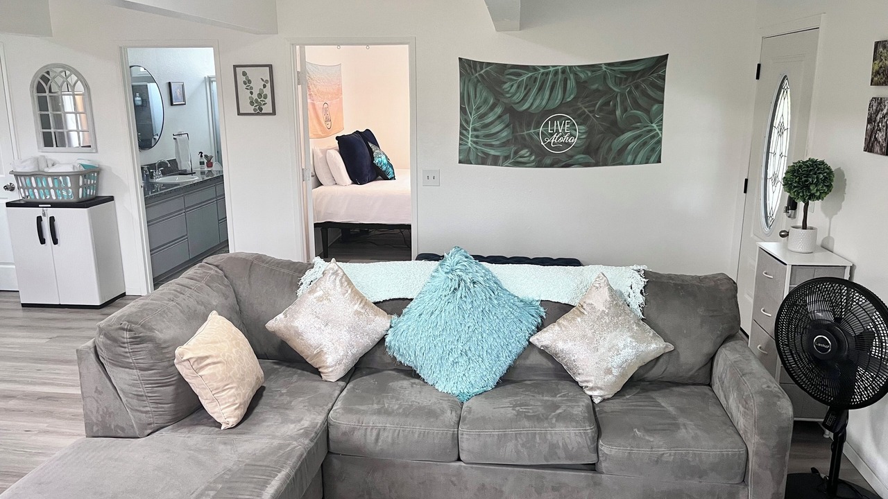 Photo of Livingroom in Royal Hawaiian Estates