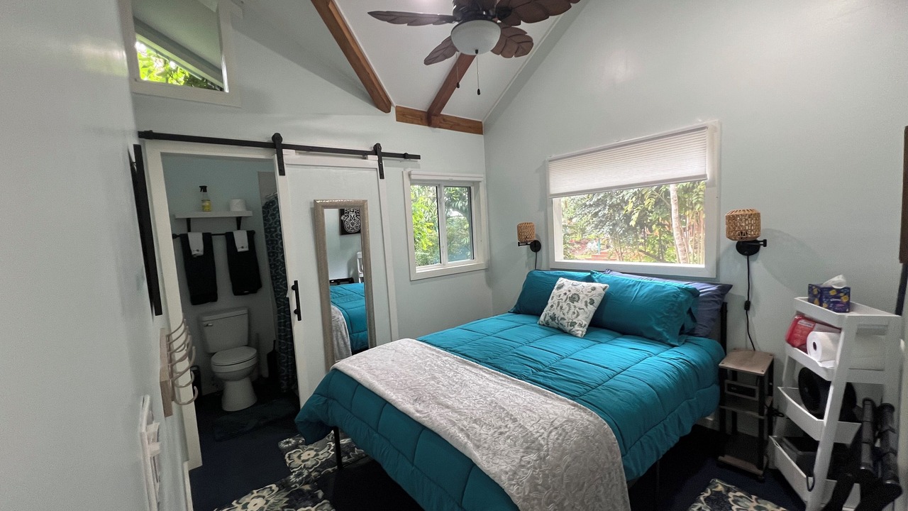 Photo of Bedroom in Kealakekua