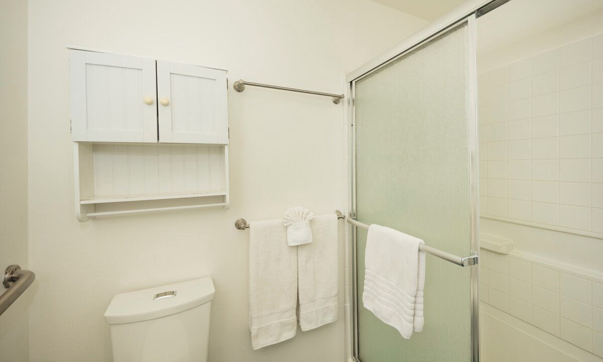 Photo of Bathroom in Keaau