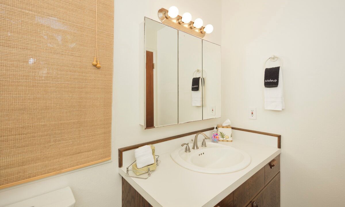 Photo of Bathroom in Keaau