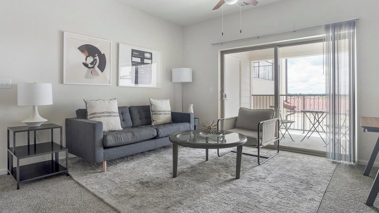 Photo of Livingroom in Pflugerville