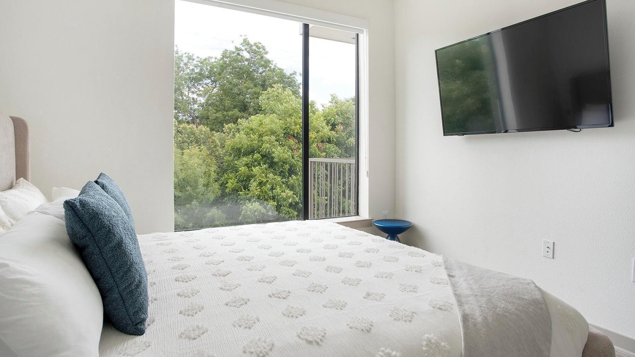 Photo of Bedroom in Rosedale