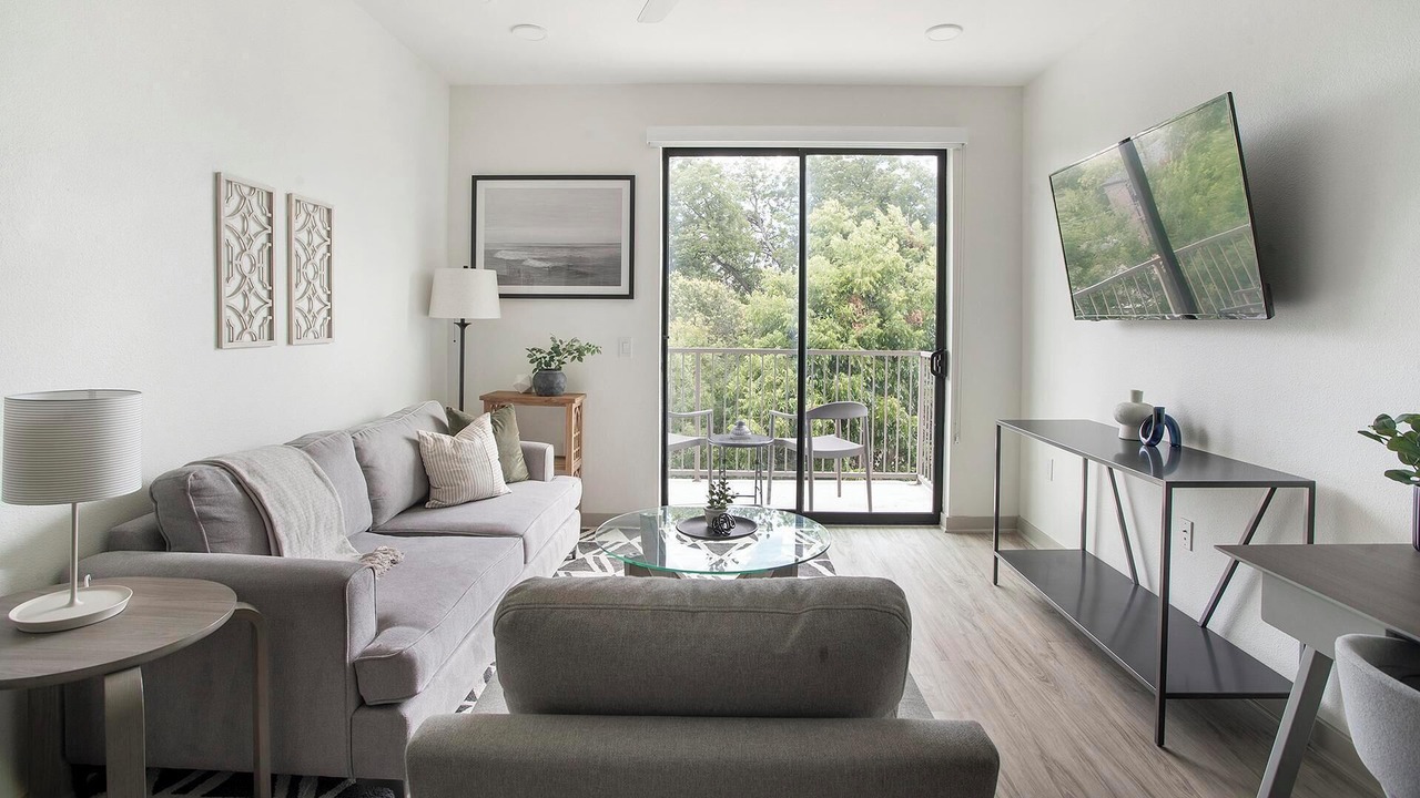 Photo of Livingroom in Rosedale