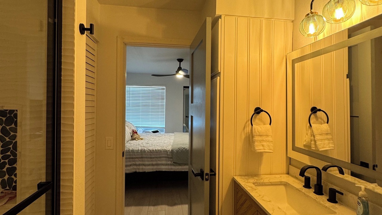 Photo of Bathroom in Waikoloa