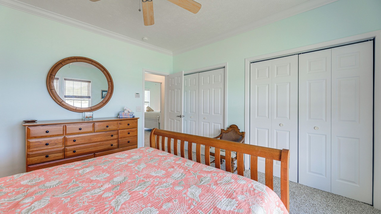 Photo of Bedroom in Merritt