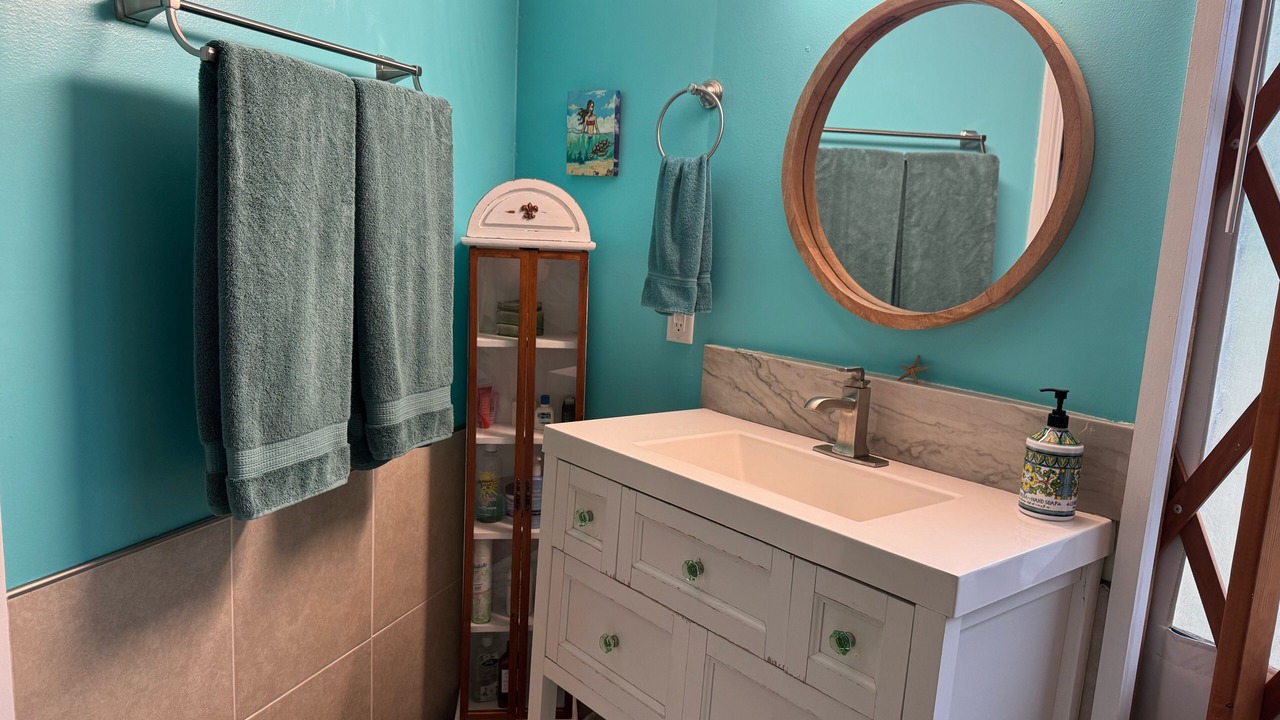 Photo of Bathroom in Discovery Harbour