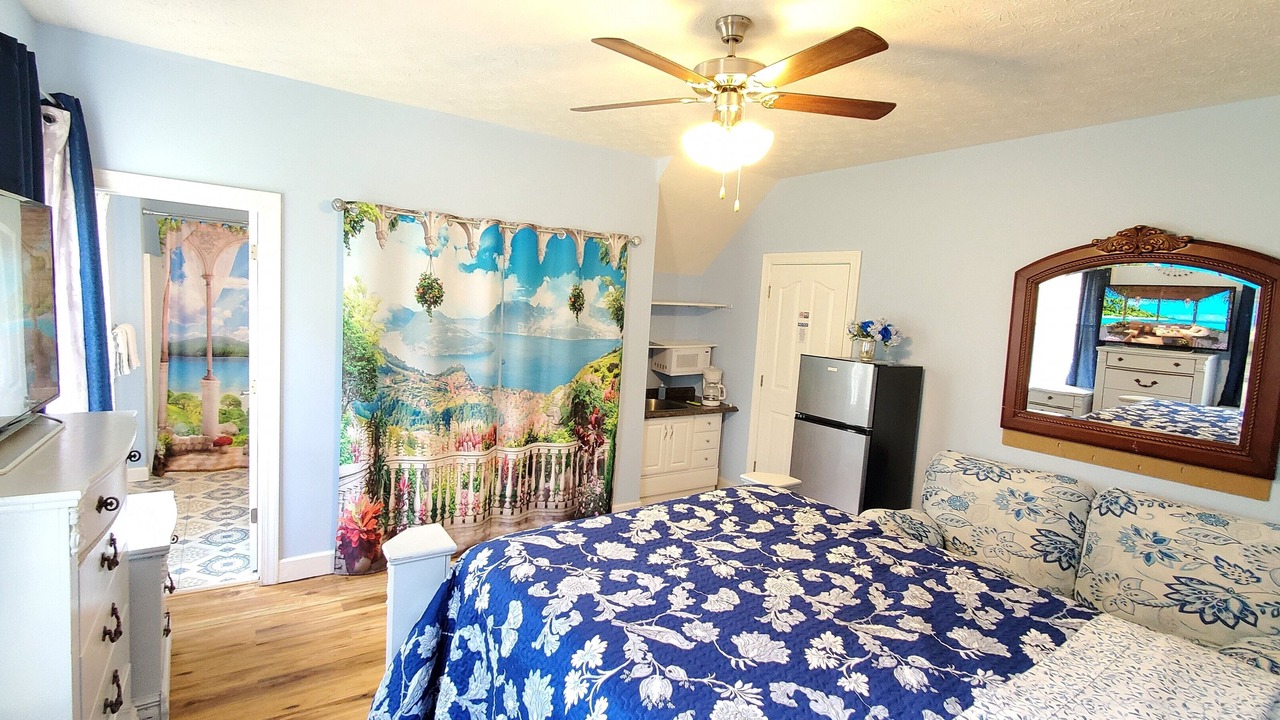 Photo of Bedroom in Hampton