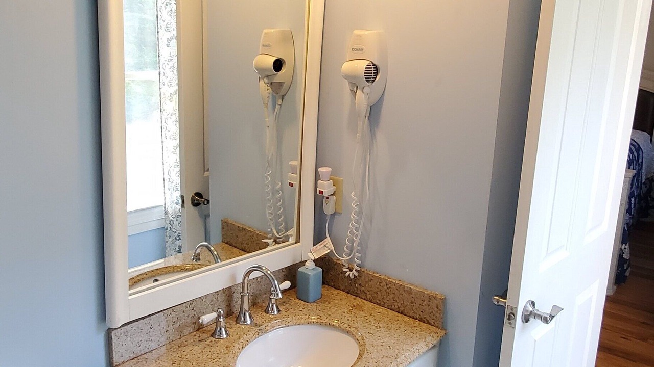 Photo of Bathroom in Hampton